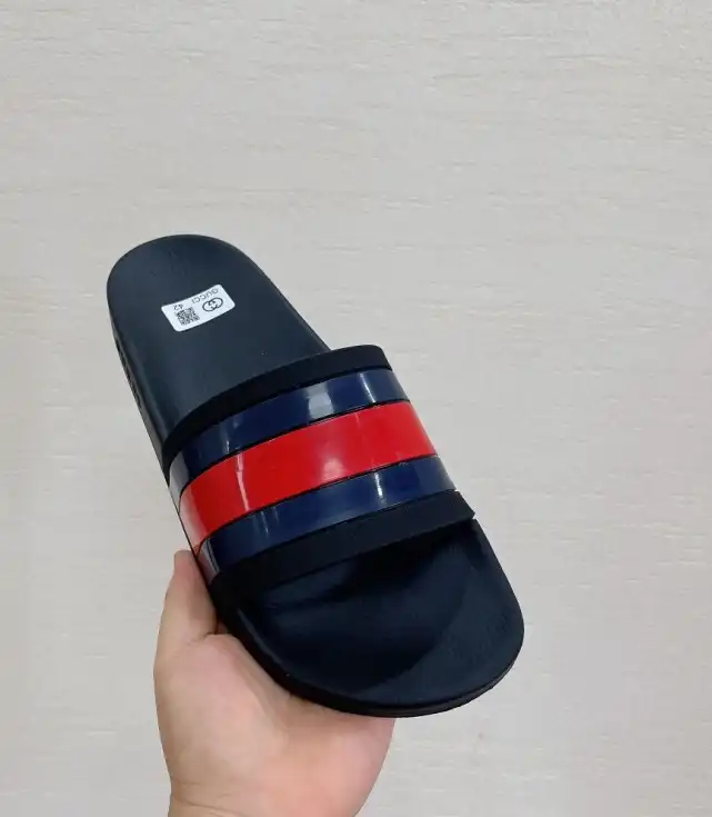 hype Gucci Slippers