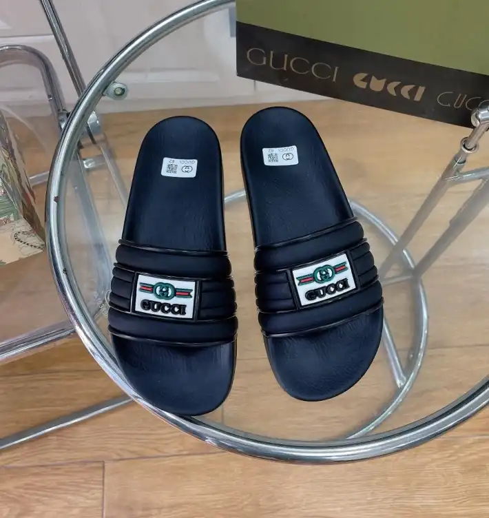 hype Gucci Slippers