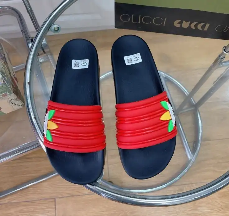 hype Gucci Slippers