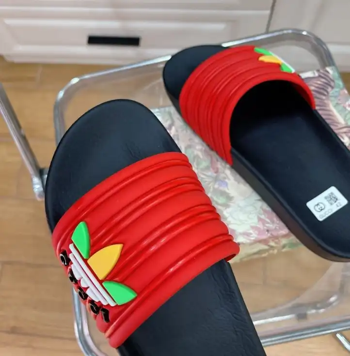 hype Gucci Slippers