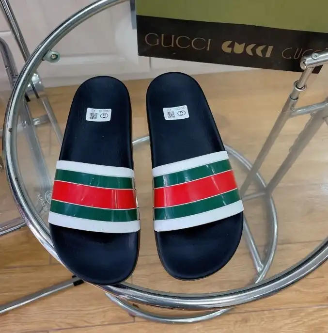 hype Gucci Slippers