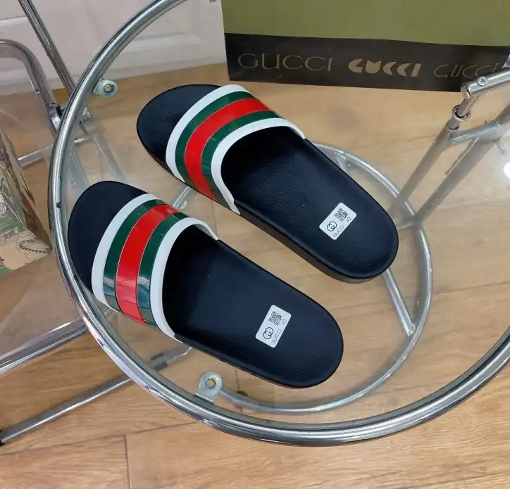 hype Gucci Slippers