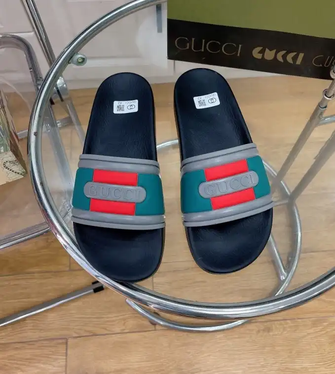 hype Gucci Slippers