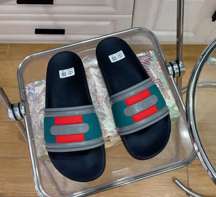 hype Gucci Slippers