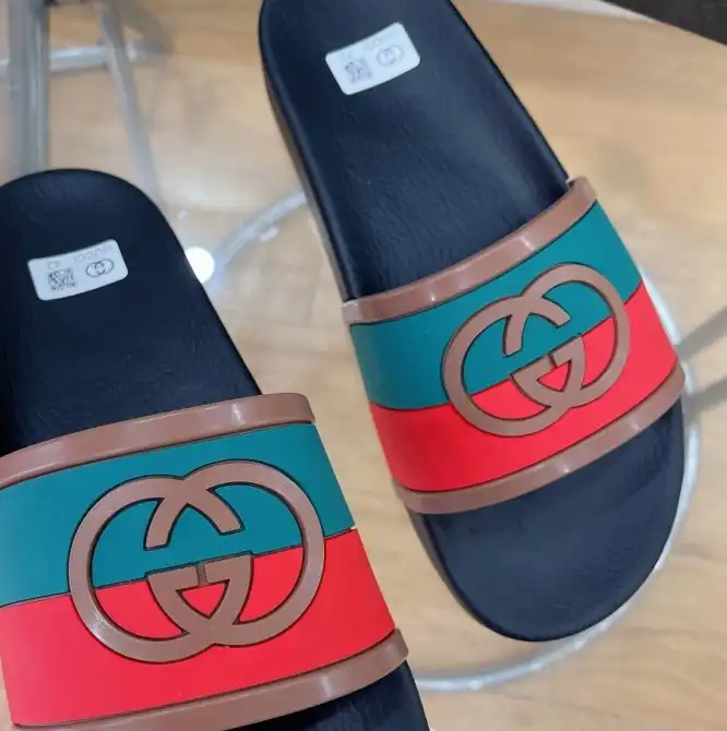 hype Gucci Slippers