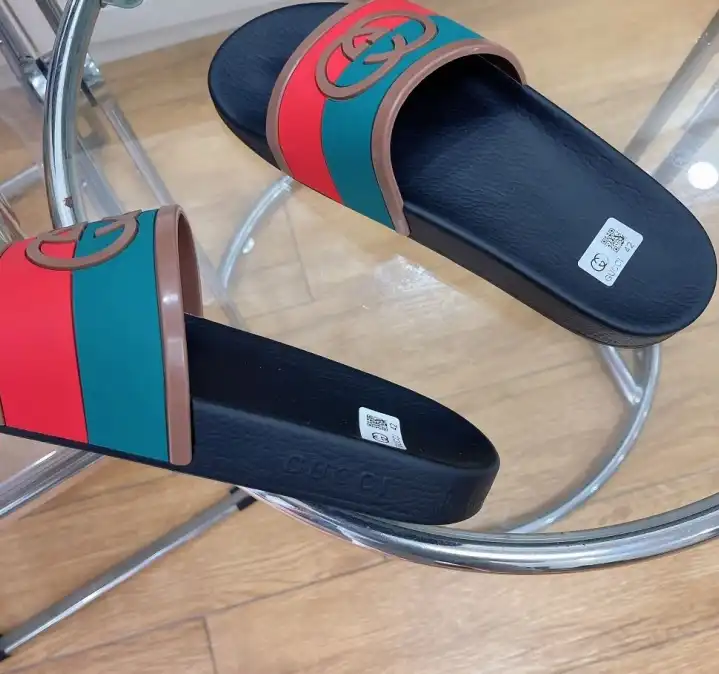 hype Gucci Slippers