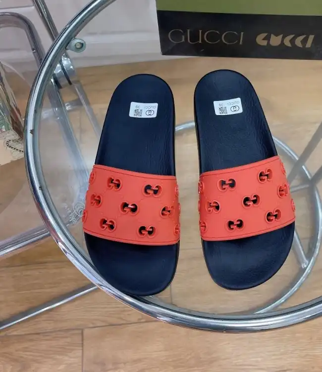 hype Gucci Slippers