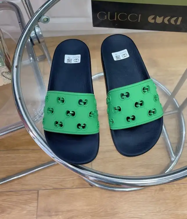 hype Gucci Slippers