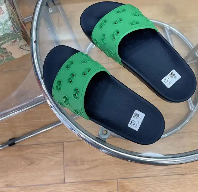 hype Gucci Slippers