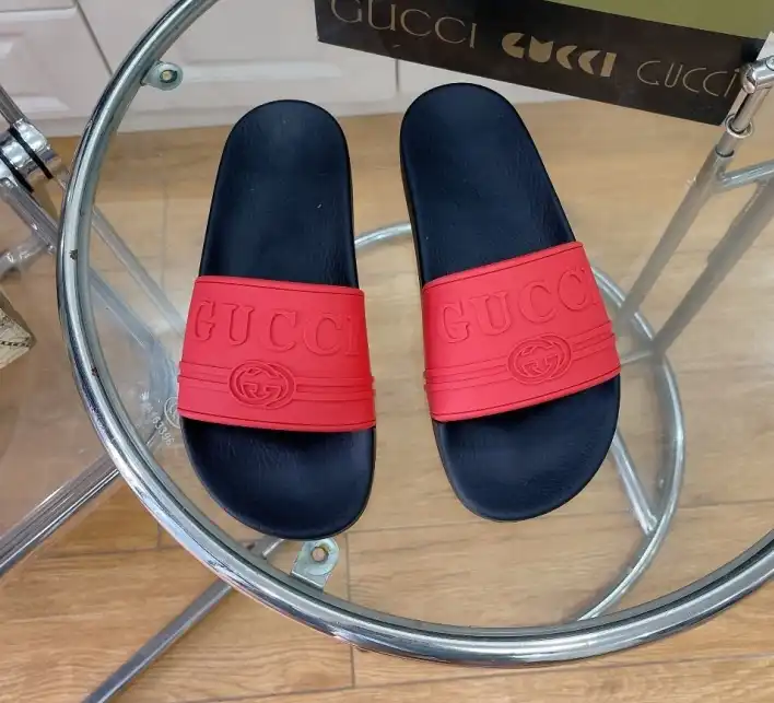 hype Gucci Slippers