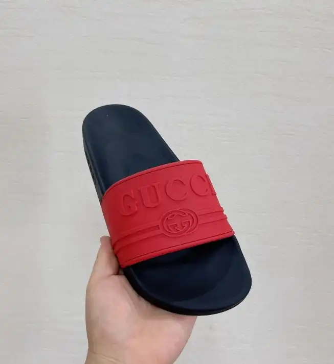 hype Gucci Slippers