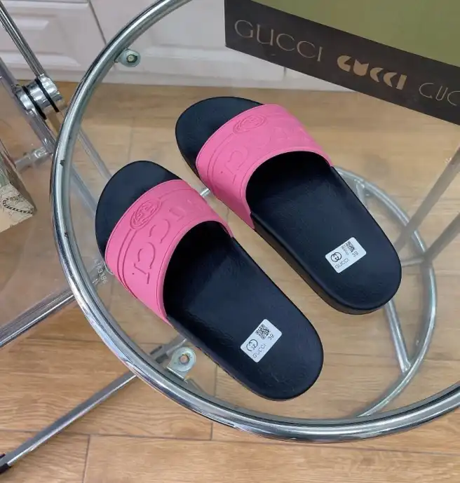 hype Gucci Slippers