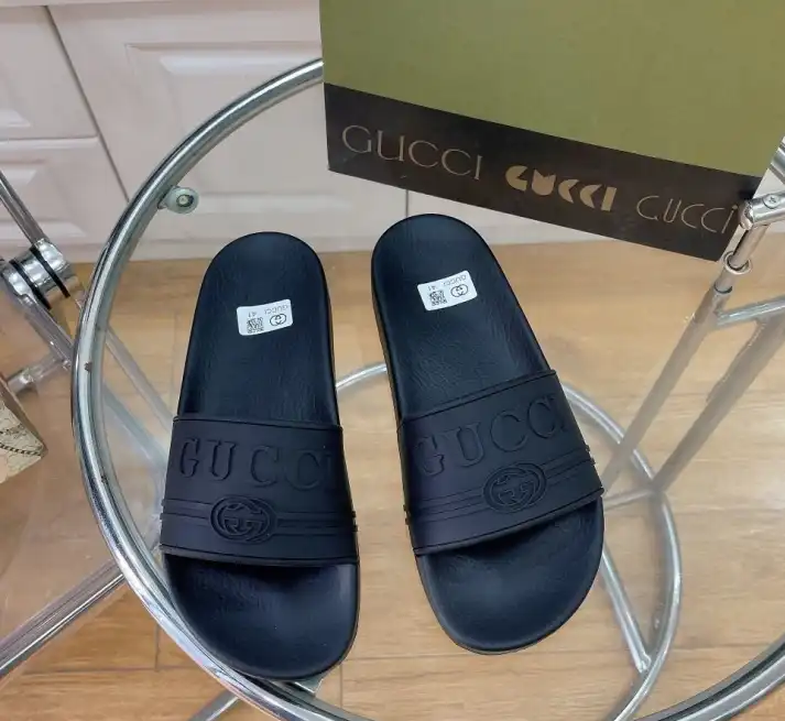 hype Gucci Slippers