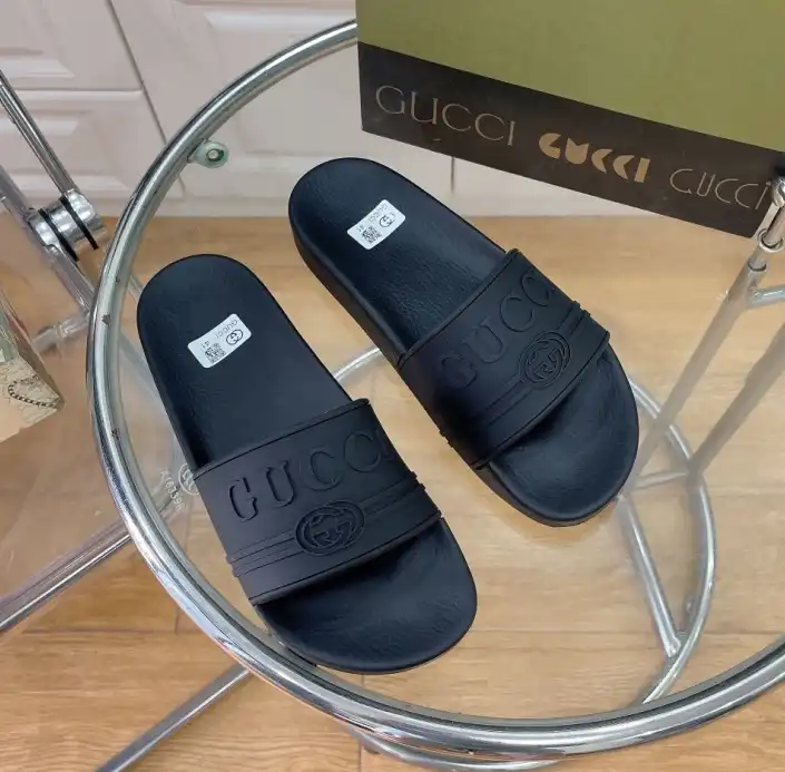 hype Gucci Slippers