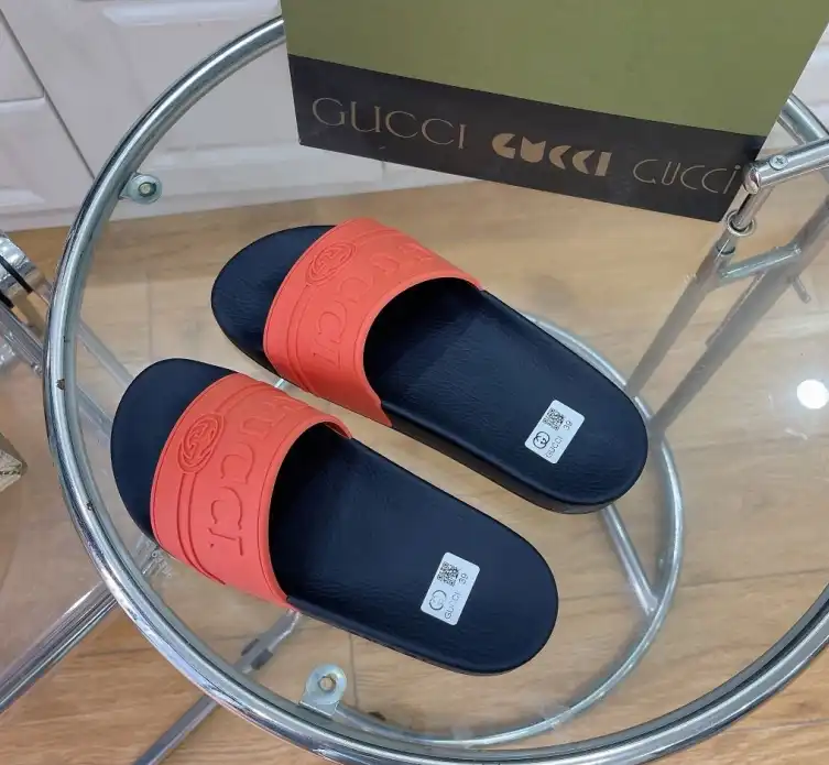 hype Gucci Slippers