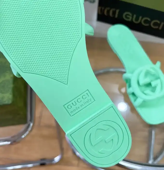 hype Gucci Slippers