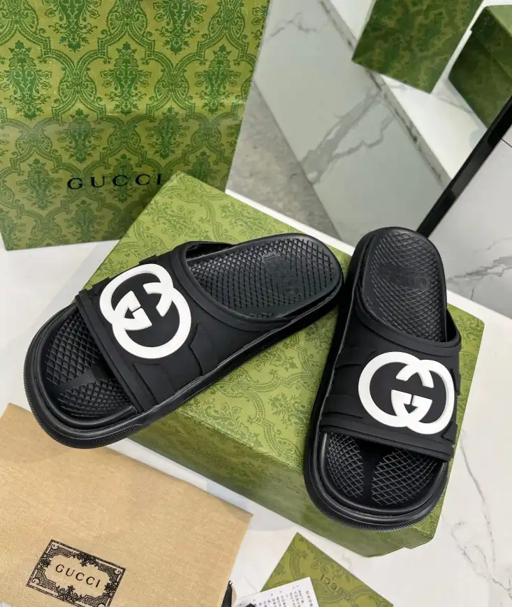 hype Gucci Slippers