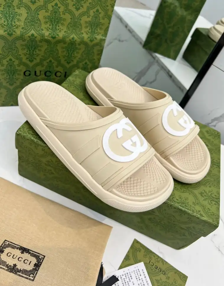 hype Gucci Slippers