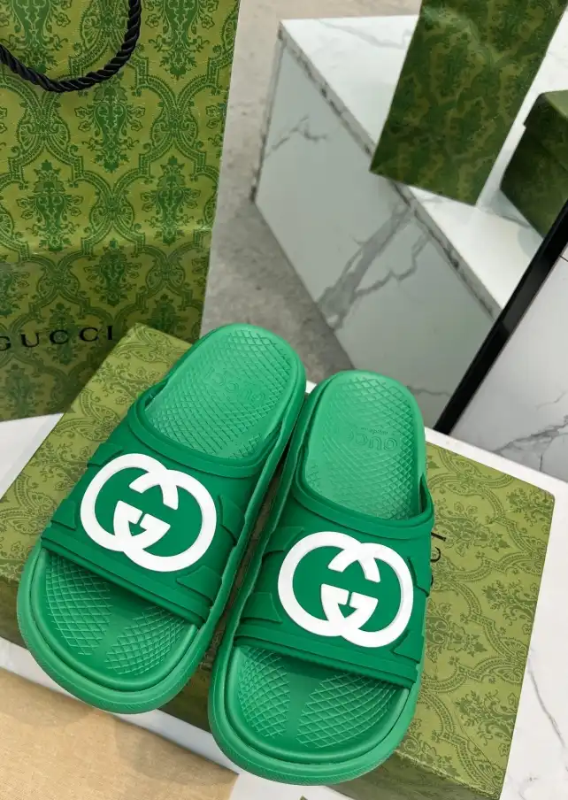 hype Gucci Slippers