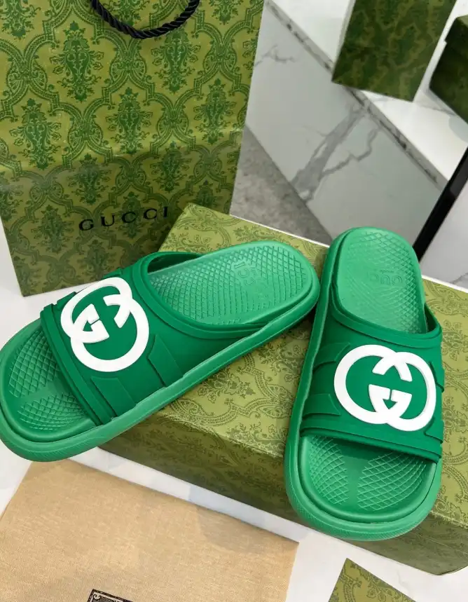 hype Gucci Slippers