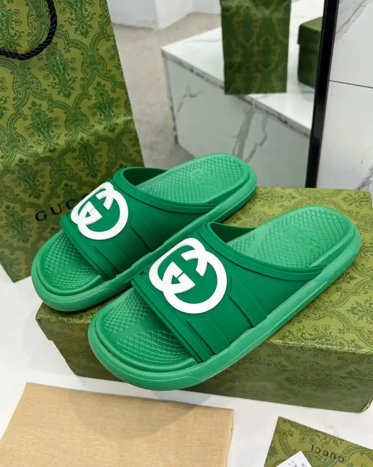 hype Gucci Slippers