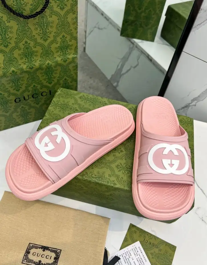 hype Gucci Slippers