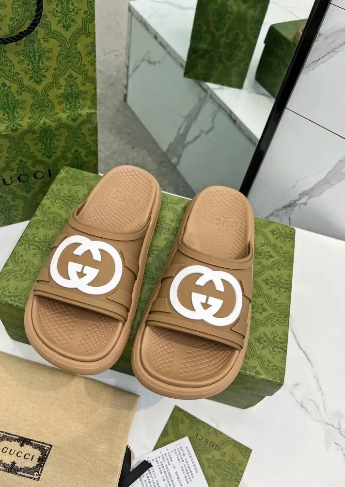 hype Gucci Slippers