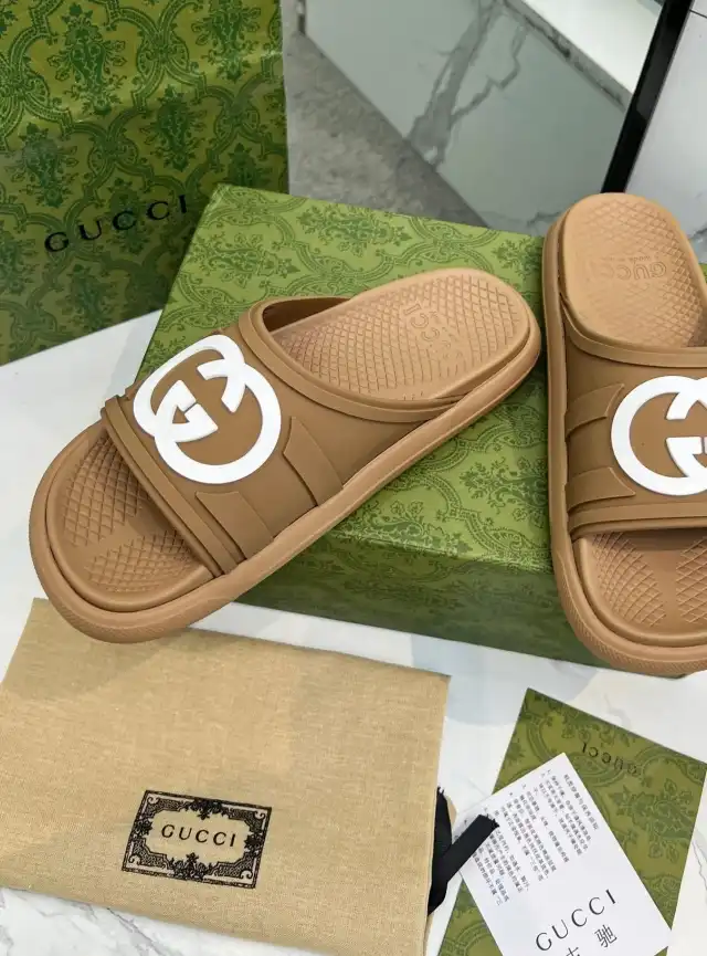 hype Gucci Slippers