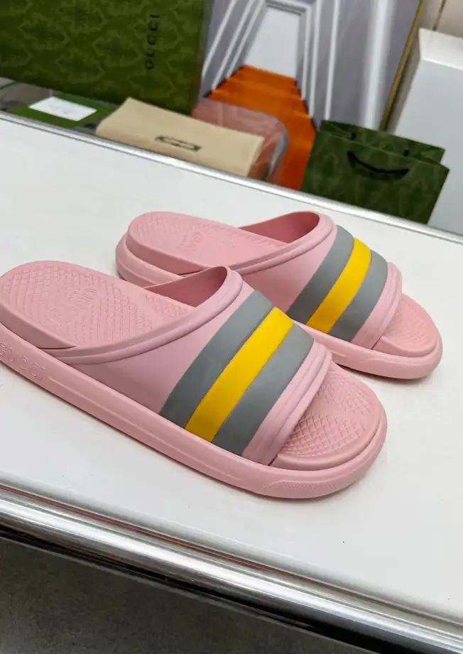 hype Gucci Slippers