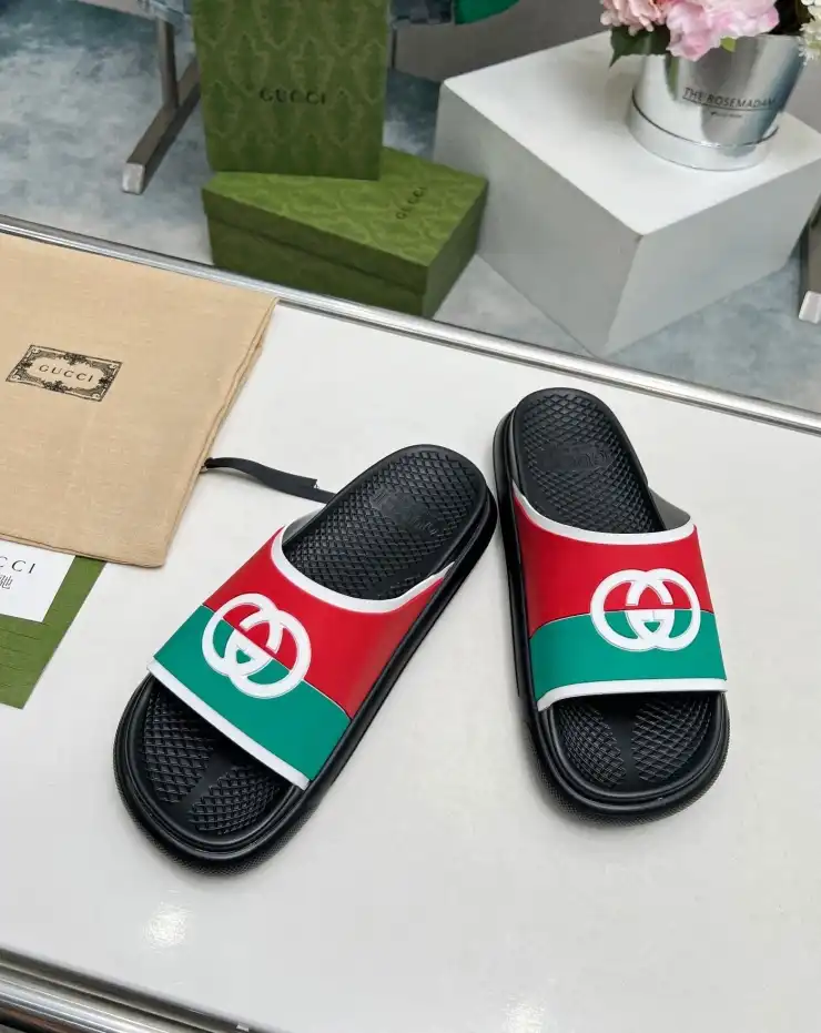 hype Gucci Slippers