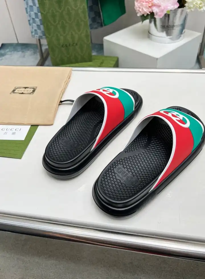 hype Gucci Slippers