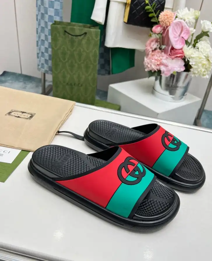 hype Gucci Slippers