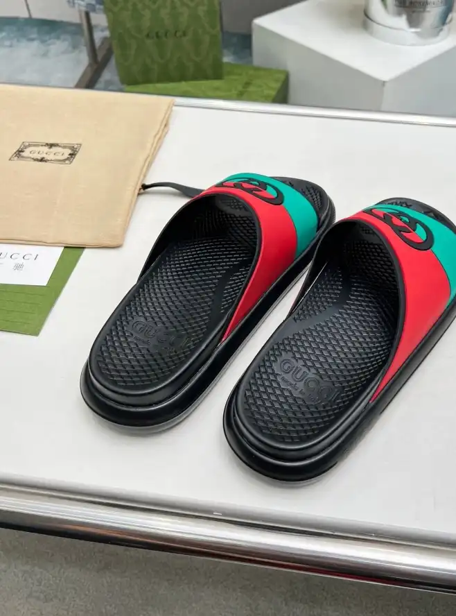 hype Gucci Slippers