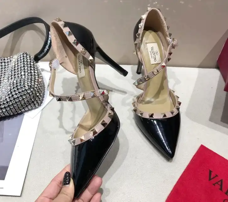 hype Valentino High Heels