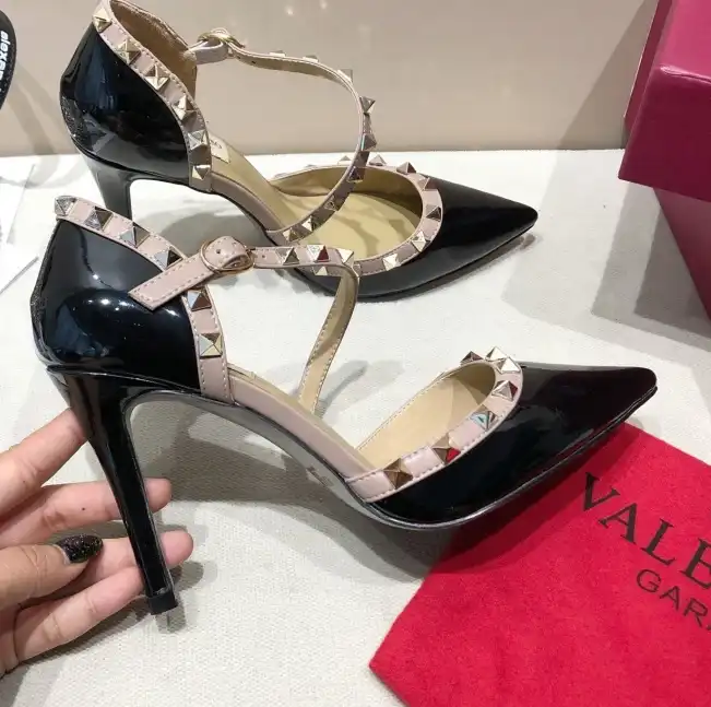 hype Valentino High Heels