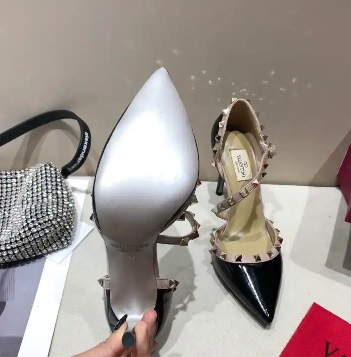 hype Valentino High Heels