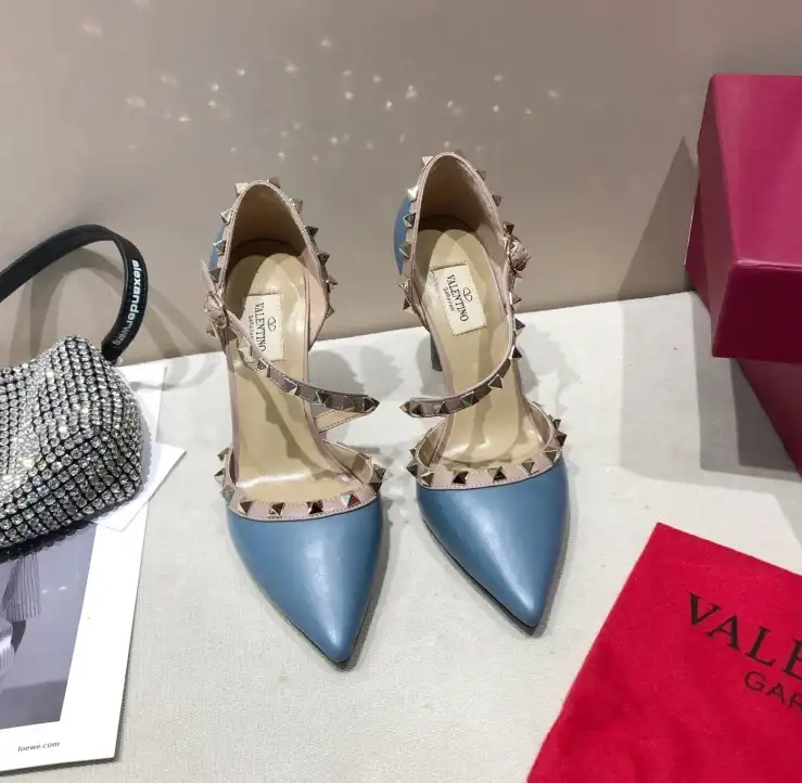 hype Valentino High Heels