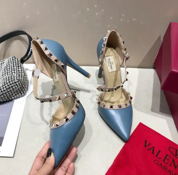 hype Valentino High Heels