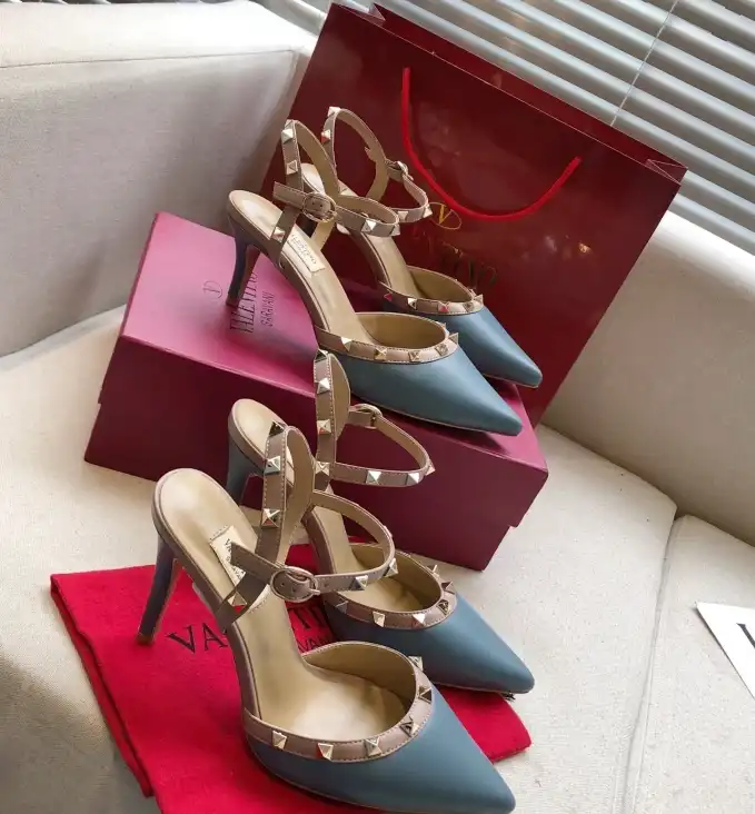 hype Valentino High Heels