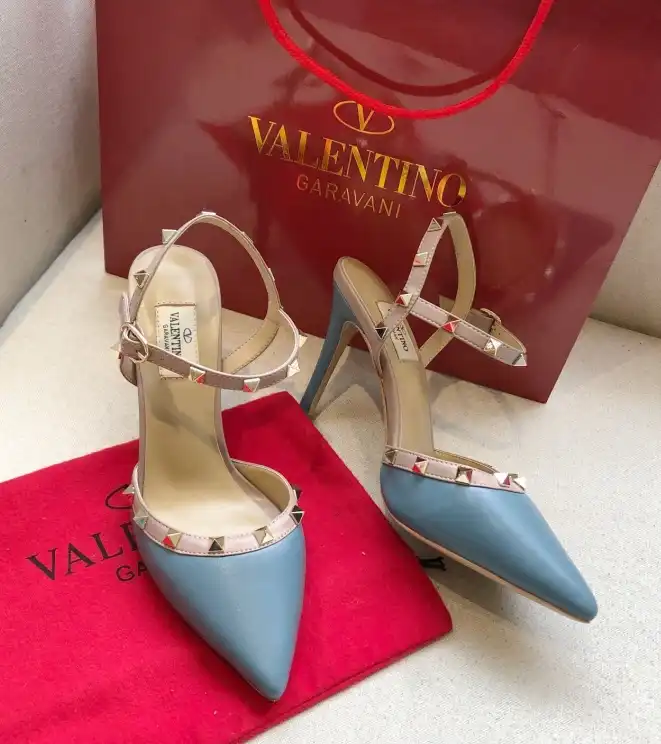 hype Valentino High Heels