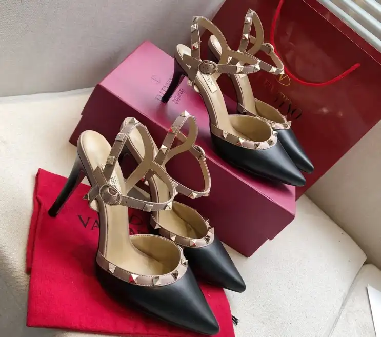 hype Valentino High Heels