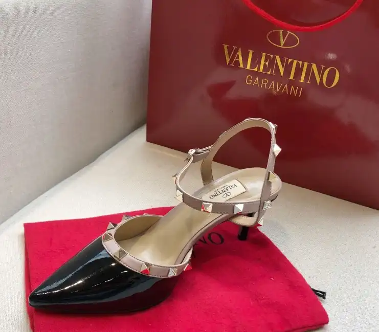 hype Valentino High Heels