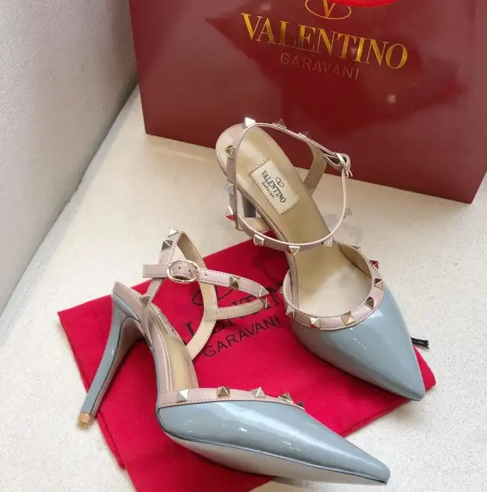 hype Valentino High Heels