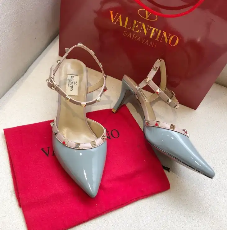 hype Valentino High Heels