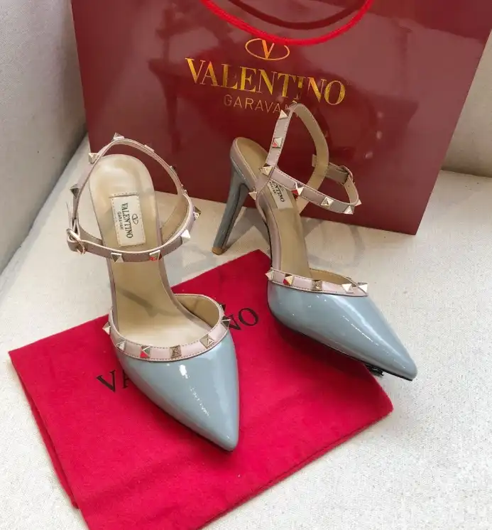 hype Valentino High Heels