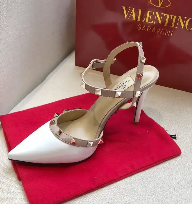 hype Valentino High Heels