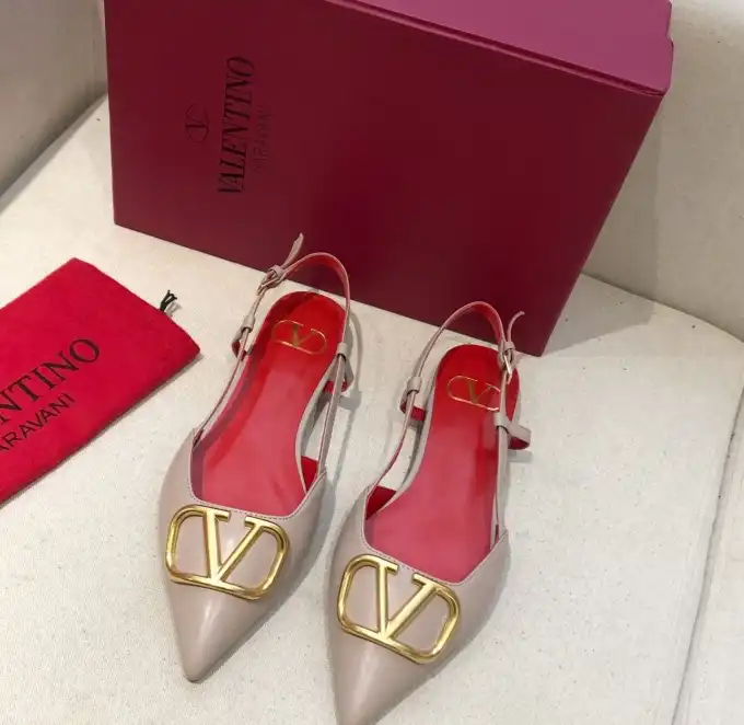 hype Valentino flat shoes