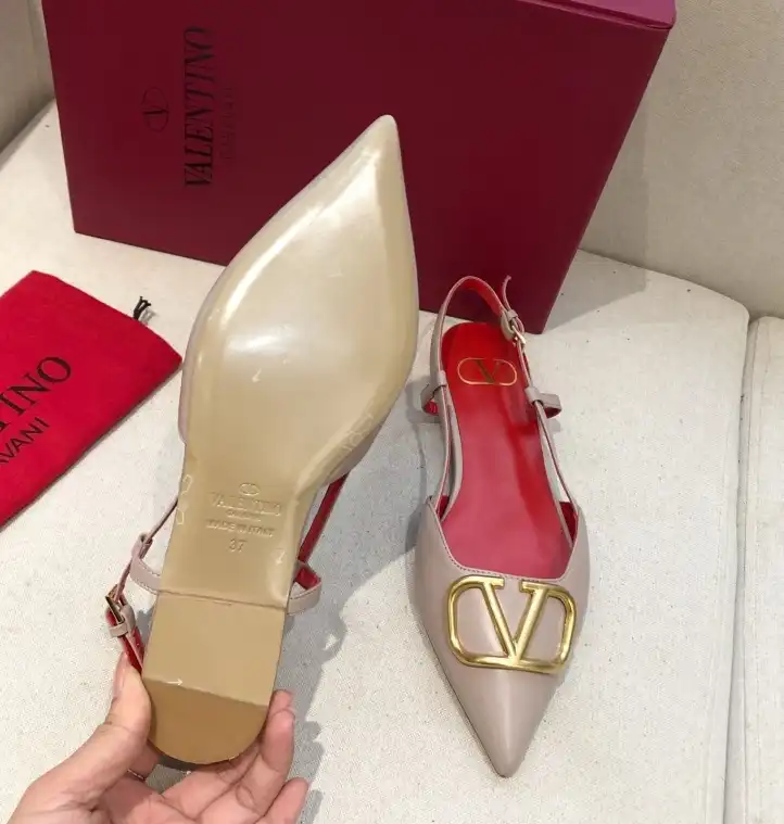 hype Valentino flat shoes