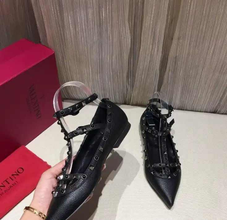 hype Valentino High Heels