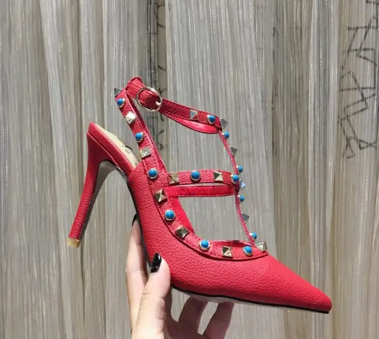 hype Valentino High Heels